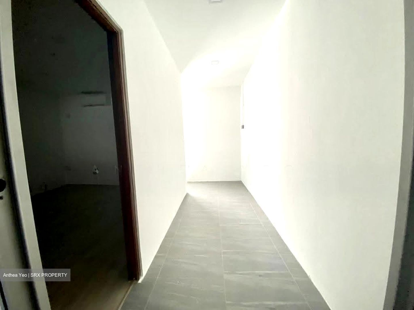 Sam Leong Road (D8), Shop House #611822301